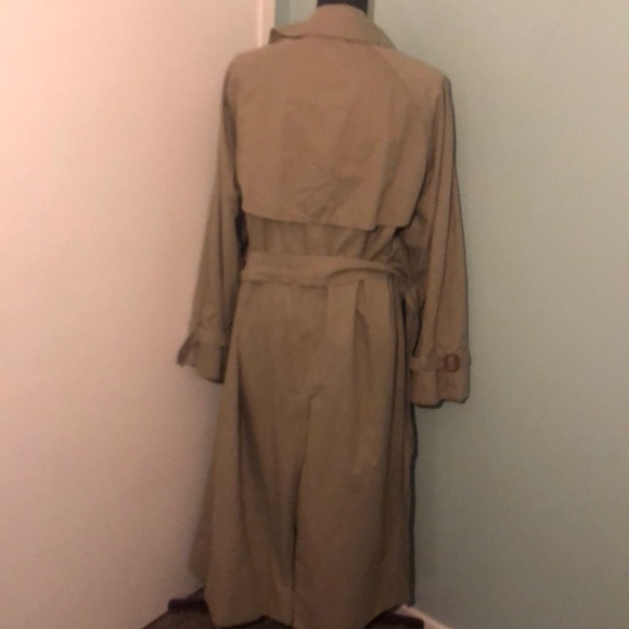 Burberry trench coat - Picture 4 of 7